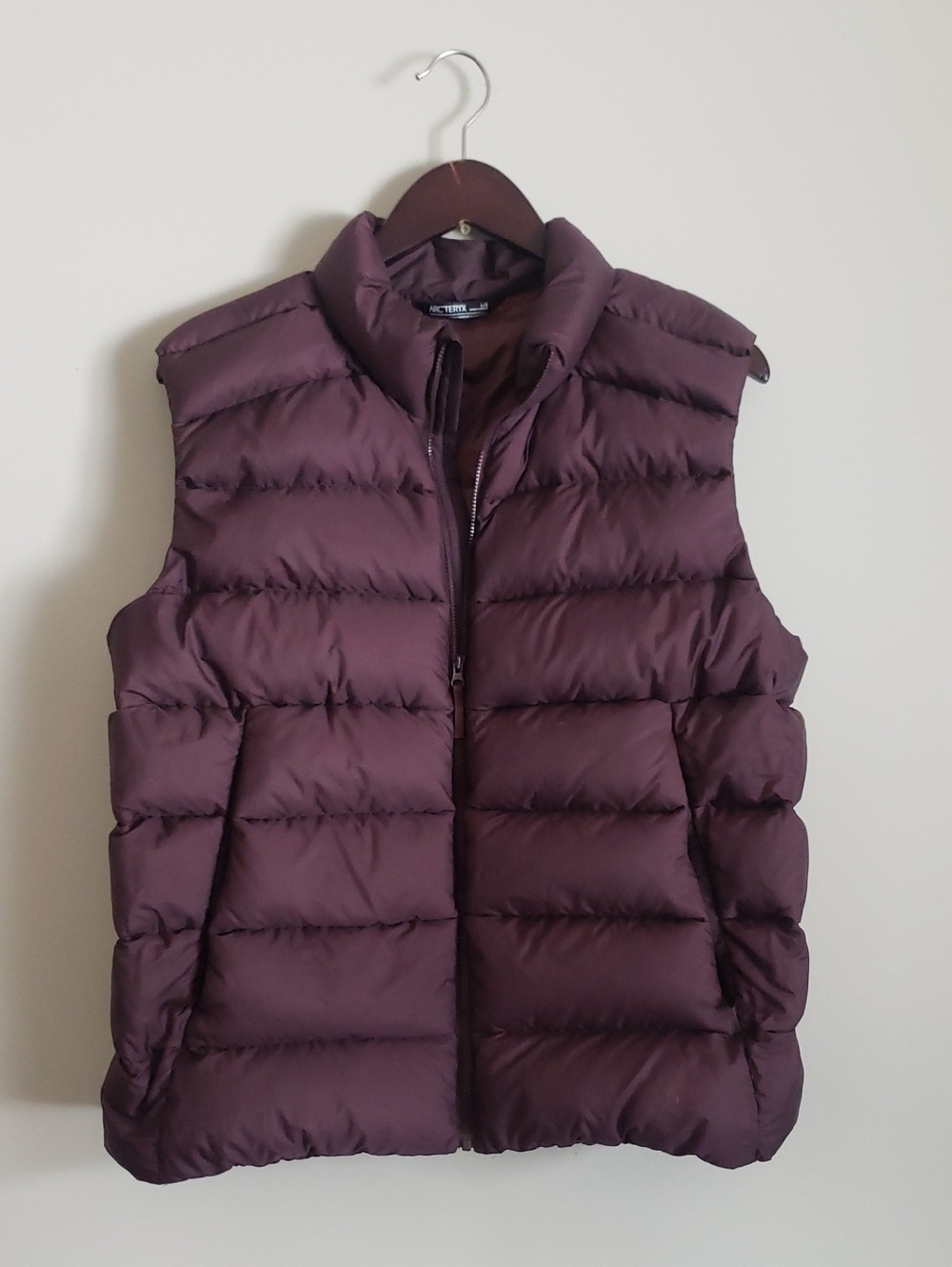 Arc'teryx Plum Puffer Vest